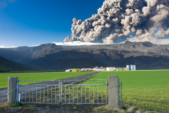 Air industry response to volcanic eruptions